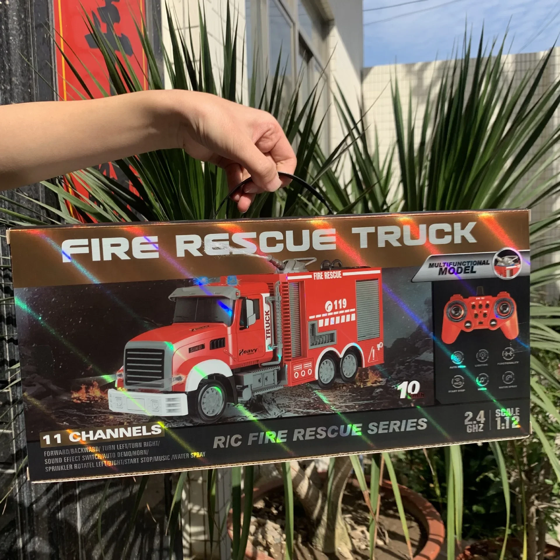 2.4G RC Brandweerauto met Gelu - Fire Escape Ladder recensie en prijs